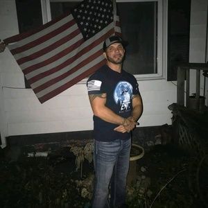 Meet your Posher, Jeremiah